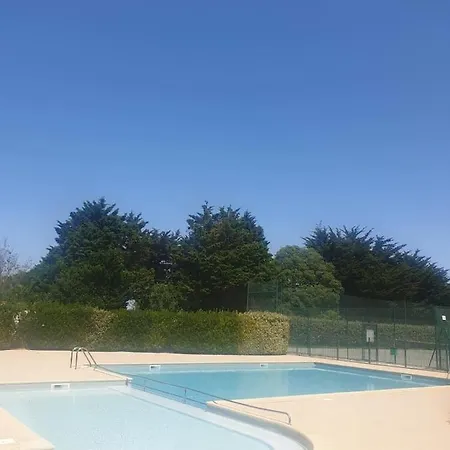 Lovely House With Garden With Pool